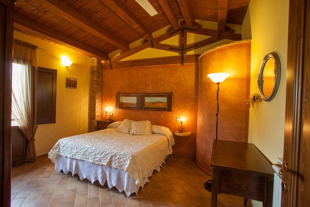 Bio Agriturismo Pratini Monte Lopio Værelse billede