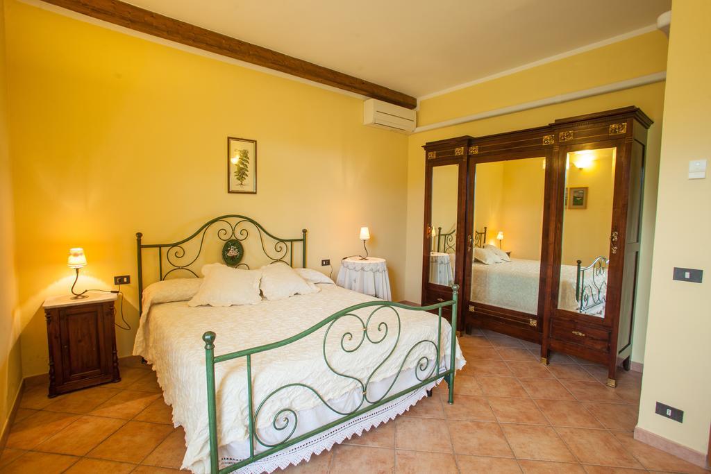 Bio Agriturismo Pratini Monte Lopio Værelse billede